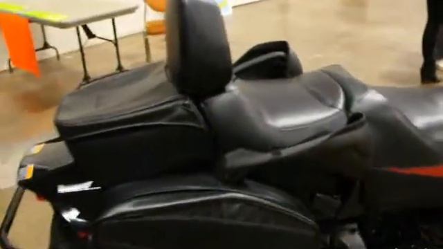 Gearhead Quickie, Awesome I want one 2011 Artic Cat two up snowmoblie.wmv смотреть онлайн