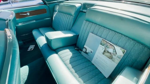 Chris Dunn's 1962 Lincoln Continental - Lincoln Land Owner смотреть онлайн