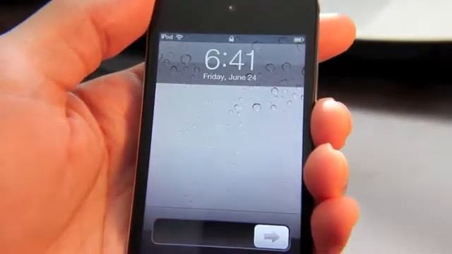 Restoring From iCloud Backup On iOS 5 смотреть онлайн