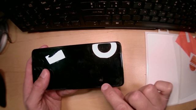 41 Come proteggere lo schermo dello smartphone | Daniele Castelletti | AssMaggiolina смотреть онлайн