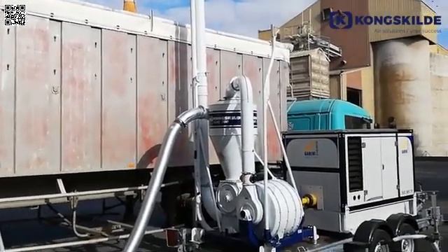 Kongskilde SUC 700 personalizzata con trasm. a cardano da motore a scoppio. смотреть онлайн