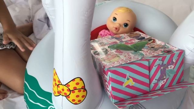 ВЛОГ Хочу ДЛИННЫЕ ногти и СВЕТЛЫЕ ВОЛОСЫ срочно!!! смотреть онлайн