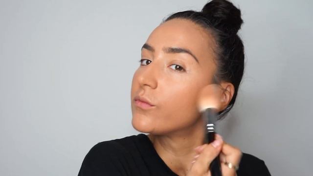 Satin Skin Tutorial - Using only MACCOSMETICS products смотреть онлайн