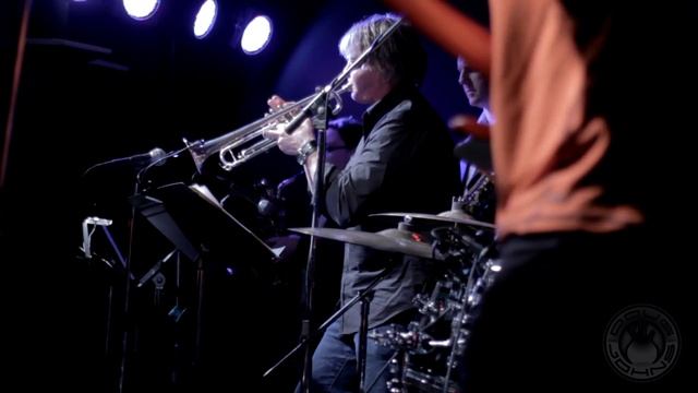 Doug Johns Duo - Stank Jam смотреть онлайн