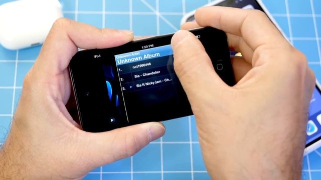 iPod Classic is Coming BACK on iPhone смотреть онлайн