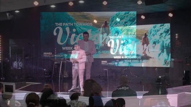LEGACY CHURCH SERVICE - THE PATH TOWARDS VICTORY: WEEK 3 - PROVERBS 4 смотреть онлайн