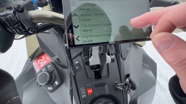 Garmin GPS on your snowmobile with Smart Notifications смотреть онлайн