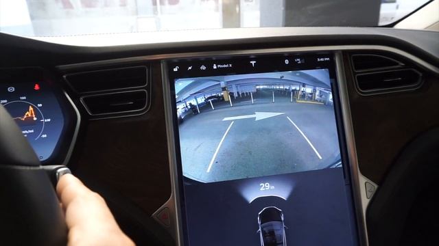 TESLA MODEL X смотреть онлайн
