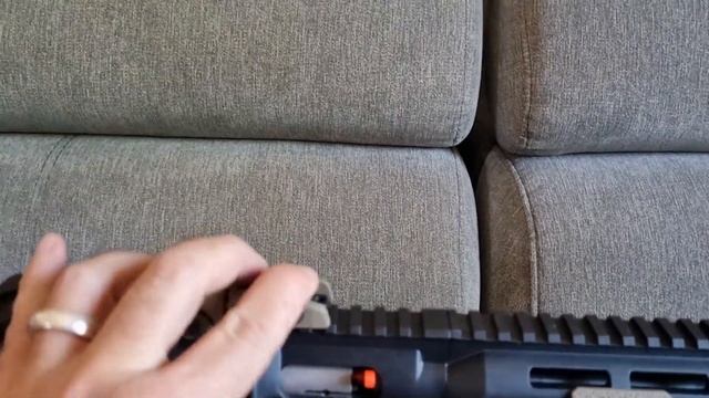 LE FUSIL DE LA MARQUE SMITH & WESSON MP15 EN 22LR смотреть онлайн