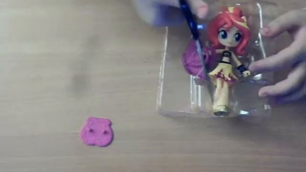 Распаковка и обзор куколки Sunset-Shimmer-Equestria-Girls-Minis-Beach-Single-2