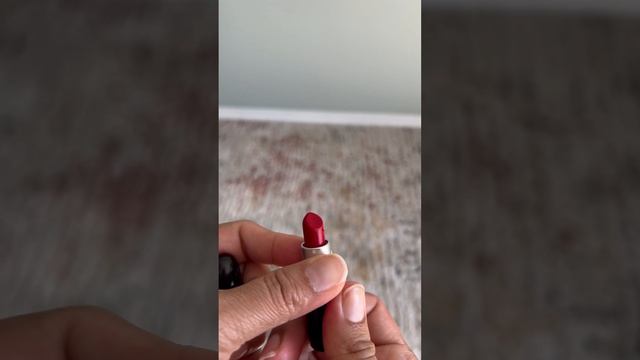 Mac Lipstick Ruby Woo Swatch #fashion #makeup #maclover #swatches #mac #trending #lipstick #rubywoo смотреть онлайн