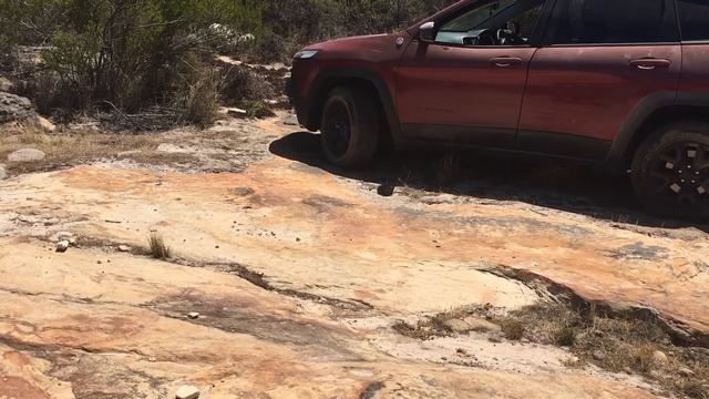 Koningskop 4x4 trail - Jeep Cherokee 3.2 V6 Trailhawk смотреть онлайн
