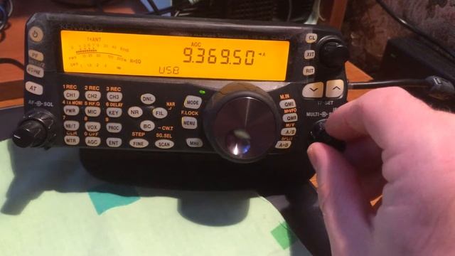 Sony ICF-7600GR Kenwood TS-480SAT смотреть онлайн