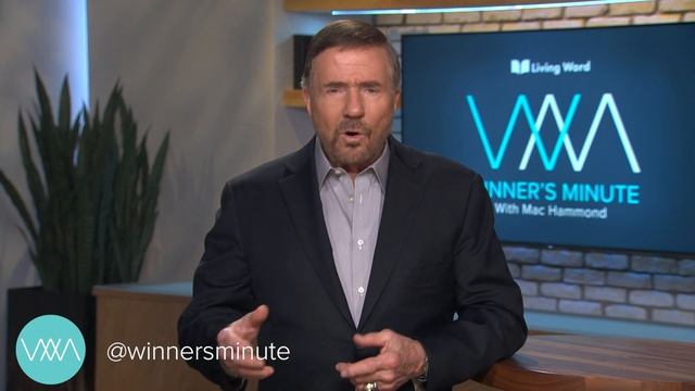 Why Should We Pray? // The Winner's Minute With Mac Hammond смотреть онлайн