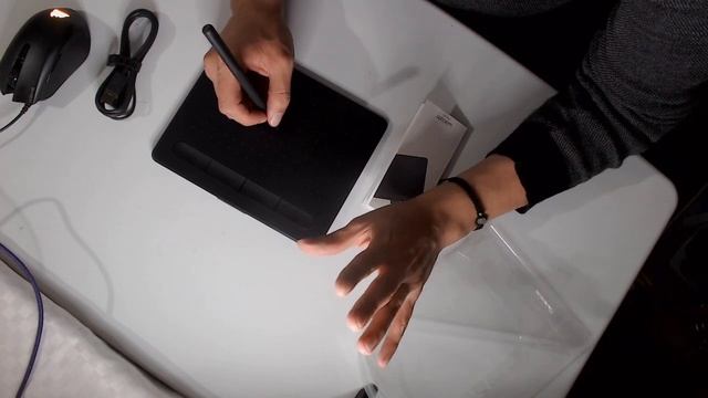 WACOM INTUOS PRO S UNBOXING смотреть онлайн