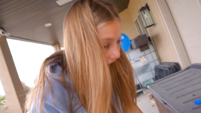 April Fools JOKE on My Best Friend! смотреть онлайн