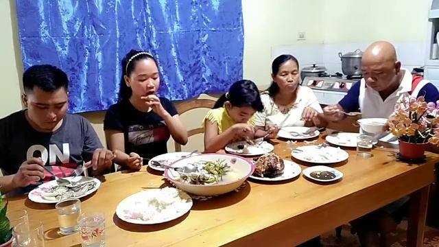PAANO MAGLUTO NG SINIGANG NG MALAKING ISDA NA MAY MANGGA #food #mukbang #cooking2023 смотреть онлайн