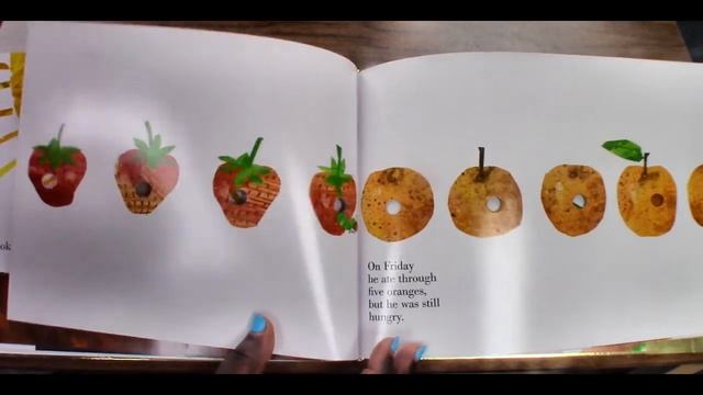 The Very Hungry Caterpillar by Eric Carle смотреть онлайн