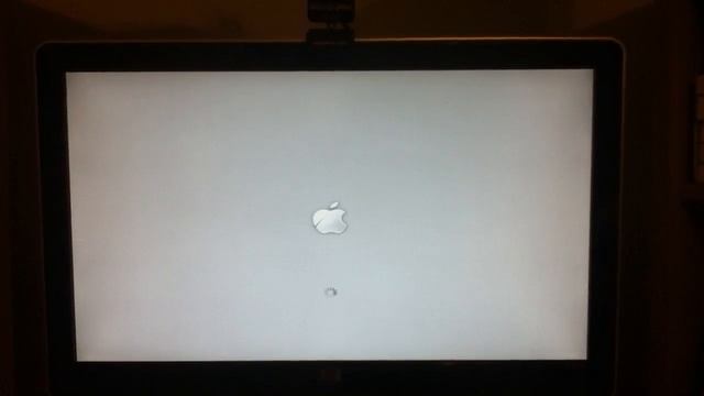 Mac OS X 10.5.7 on AMD PC смотреть онлайн