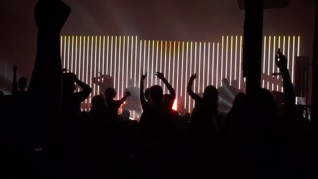 Bring Me The Horizon - Blessed With A Curse - 10/08/15 - Sound Academy (Toronto) - LIVE HD смотреть онлайн