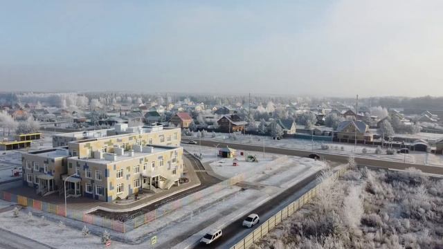 Солнечный зимний день над нашим комплексом смотреть онлайн