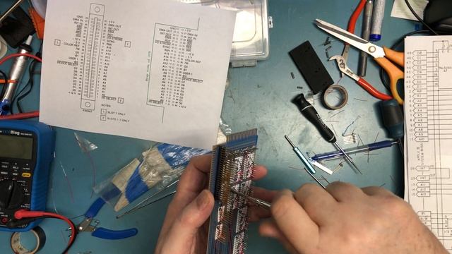 STB879 - Apple II Rev 0 - Part 10 - ROM PCB Wire-wrapping continued смотреть онлайн