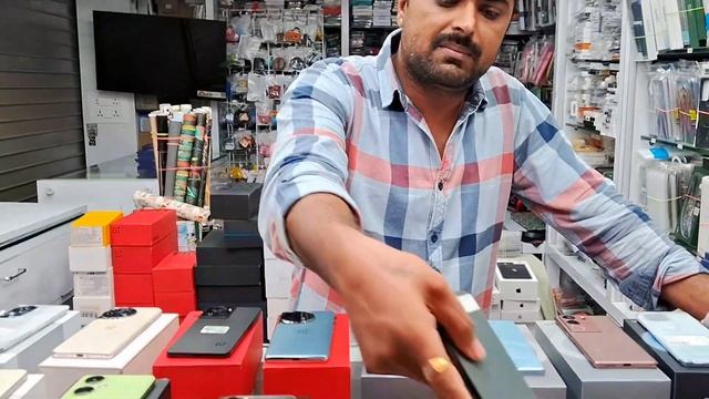 CHEAPEST IPHONE SHOP IN MUMBAI 😱🤩 | IPHONE K SATH GIFT FREE😱🤷♂️ | ASHISHWORLD смотреть онлайн