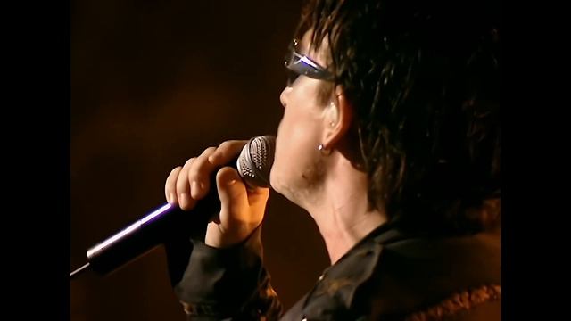 U2 - Beautiful Day (Live From The Fleet Center, Boston, MA, USA / 2001)