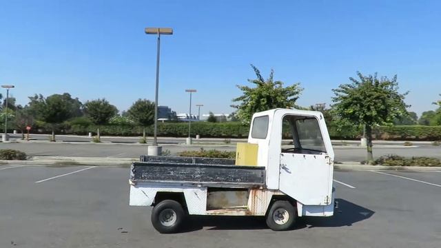 Lot #0104: Nordco Marketeer 26L 36 Volt Electric Cart смотреть онлайн