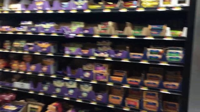 AMERICAN SUPERMARKET смотреть онлайн