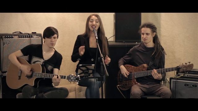 Pharrell Williams - Happy (Unplugged cover by Element V) смотреть онлайн