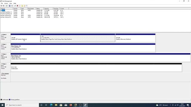 CARA MENAMPILKAN Harddisk/ SSD YANG TIDAK MUNCUL DI KOMPUTER смотреть онлайн