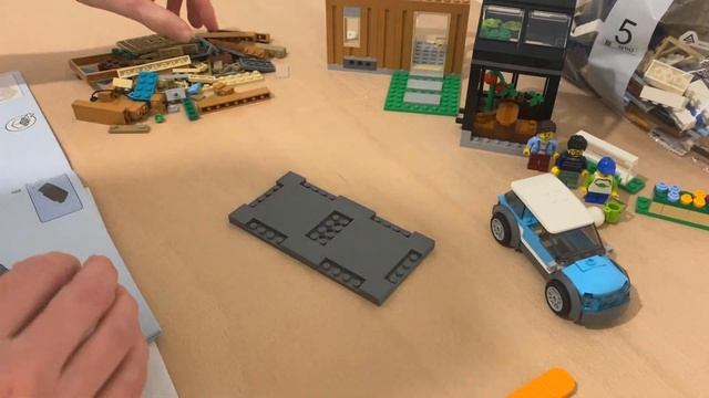 LEGO SPEED BUILD - LEGO City Family House and Electric Car Toy 60398 смотреть онлайн