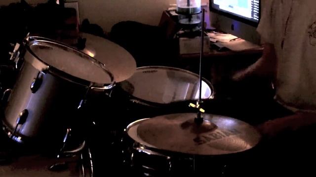 Drums+GarageBand смотреть онлайн