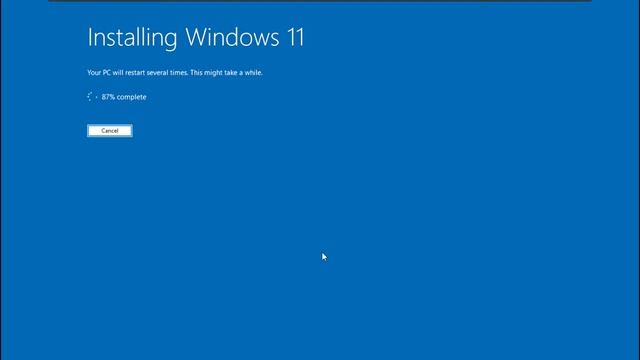 Upgrading Windows 10 to Windows 11 смотреть онлайн