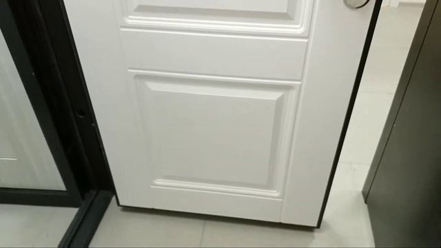 Входная дверь Вена смотреть онлайн