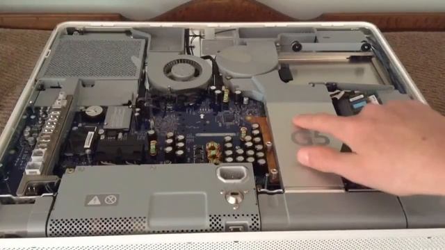 iMac G5 Teardown смотреть онлайн