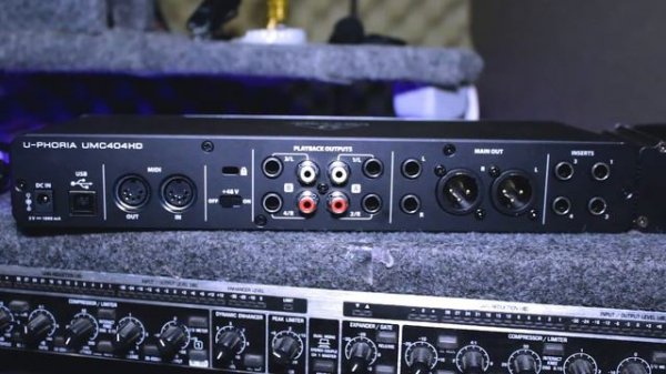 Review Interface behringer umc 404 HD