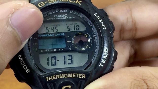Thermometer sensor equipped G-Shock DW-6194 from FIFA merch. '94 watch review смотреть онлайн