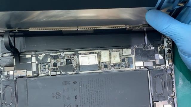 iPad Pro 11インチ 第1世代 A1934 画面交換修理 смотреть онлайн