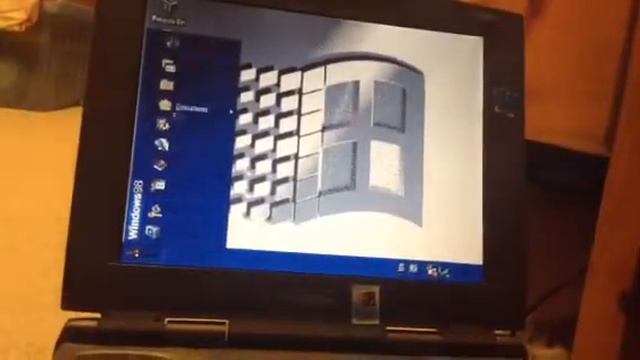 Windows Vista vs Windows 98 Part 2 (Half of the second half) смотреть онлайн