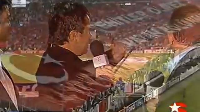 Beşiktaş Liverpool Maçı İnönü Stadı Bayrak Şov смотреть онлайн