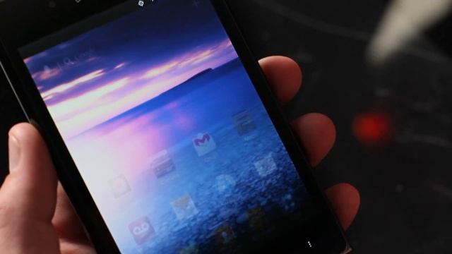 LG Intuition 4G - Android 4.0 Ice Cream Sandwich смотреть онлайн