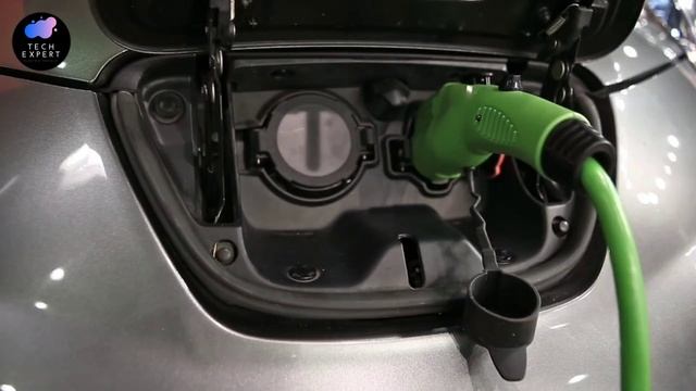 Bike से भी सस्ती मिल रही है ये कार कीमत जानकर होश उड़ जायेगे 4 Wheel Electric Car Price Start 80,00 смотреть онлайн