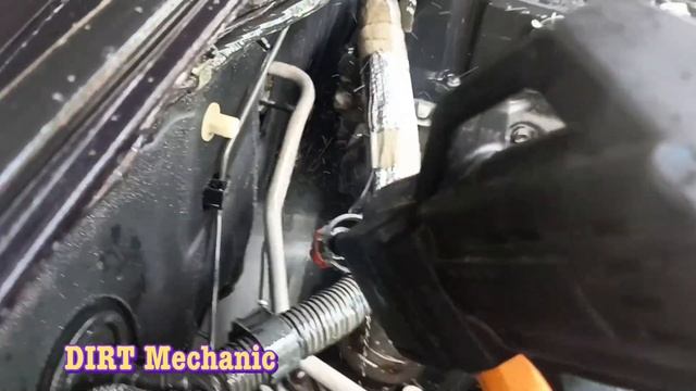 TOYOTA HI-LUX Easy Engine Washing | DIRT MECHANIC смотреть онлайн