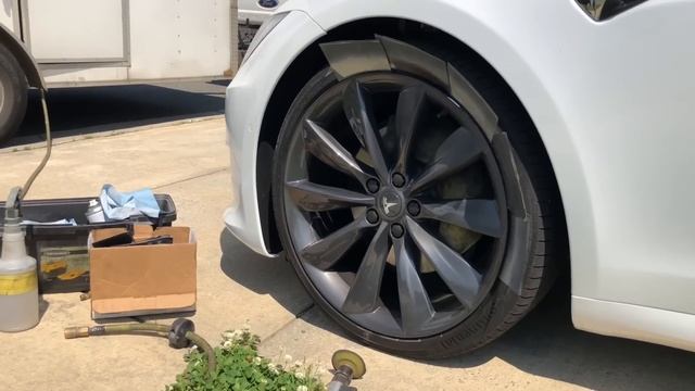 Tesla wheel repair смотреть онлайн