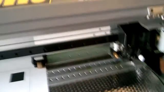 Roland CJ-500 after cut calibration. Marker reading and cutting. смотреть онлайн