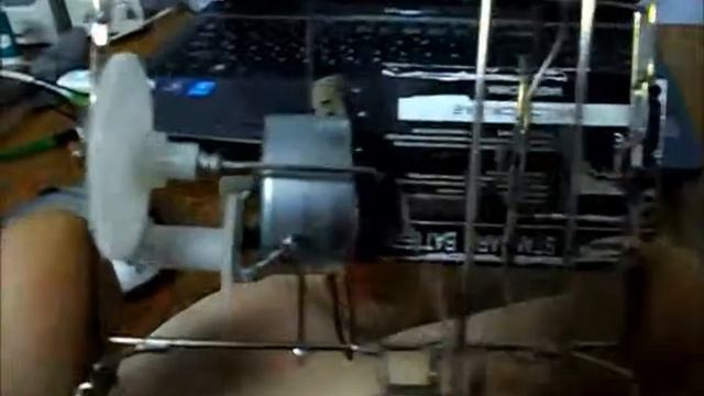 Жук из скрепок в домашних условиях! смотреть онлайн