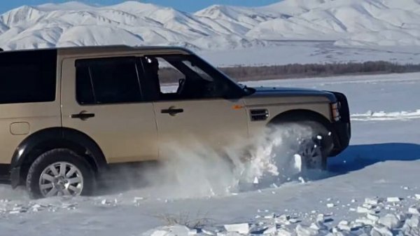 Дискавери 3 в снегу