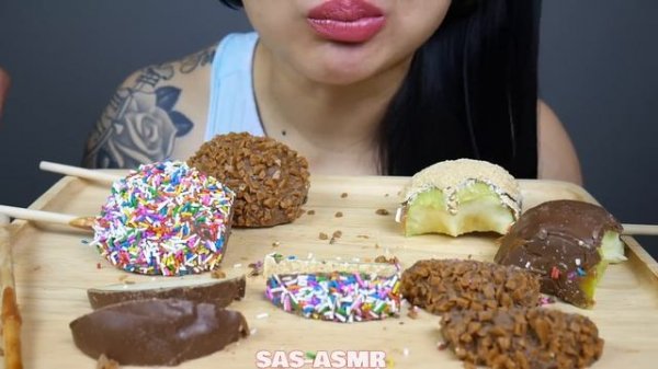 ASMR CANDY APPLE *SPRINKLES + CHEESE CAKE + CARAMEL + CHOCOLATE (EATING SOUND) NO TALKING | SAS-ASM